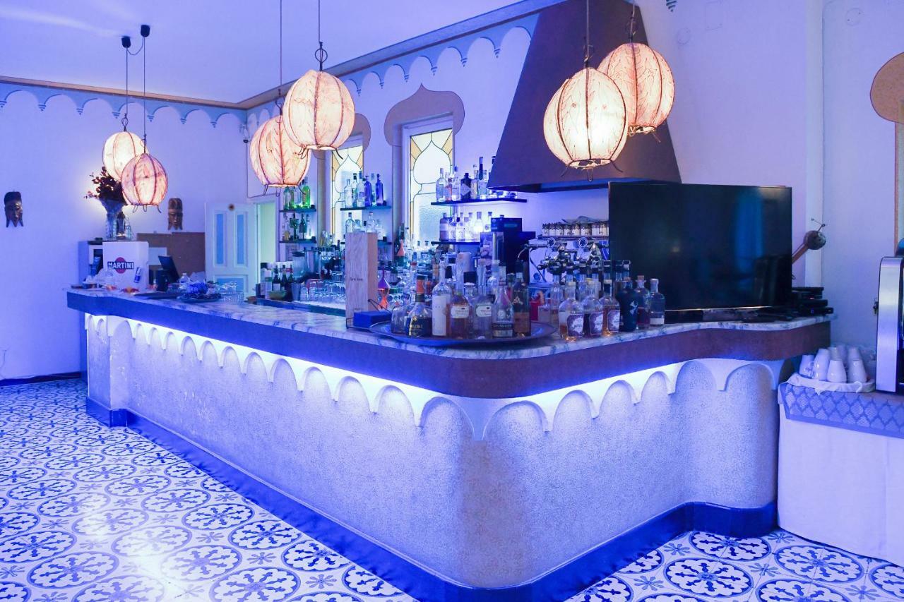 Hotel Arabesque Varigotti Exterior foto